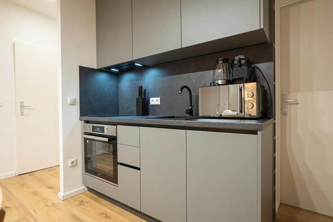 1Br Apartment With A Queen-Size Bed And Terrace - Contactless 24H Check-In Vienna