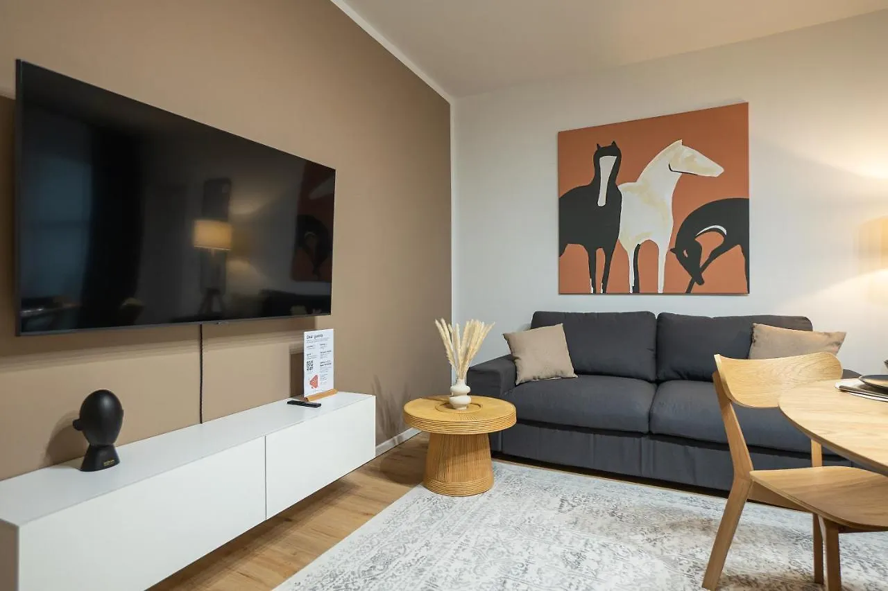 1Br Apartment With A Queen-Size Bed And Terrace - Contactless 24H Check-In Vienna 0*,  Austria