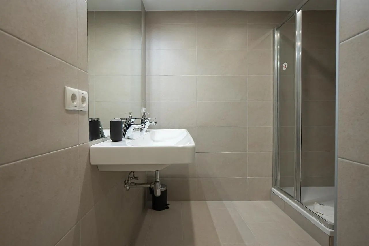 1Br Apartment With A Queen-Size Bed And Terrace - Contactless 24H Check-In Vienna